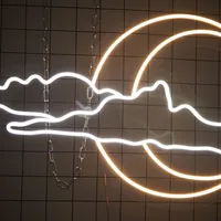 Неоновая вывеска Луна с облаками на стену — фото 5