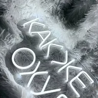 Неоновая вывеска «Как же здесь оуенно» — фото 5