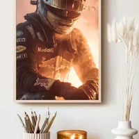 Постер Формулы 1 гонщик в желтом шлеме — фото 3