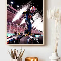 Постер чемпиона Формулы 1 празднует победу — фото 3