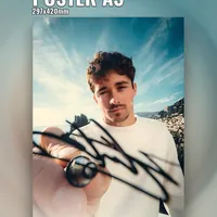 Постер гонщика Формулы 1 с автографом голубой — фото 1